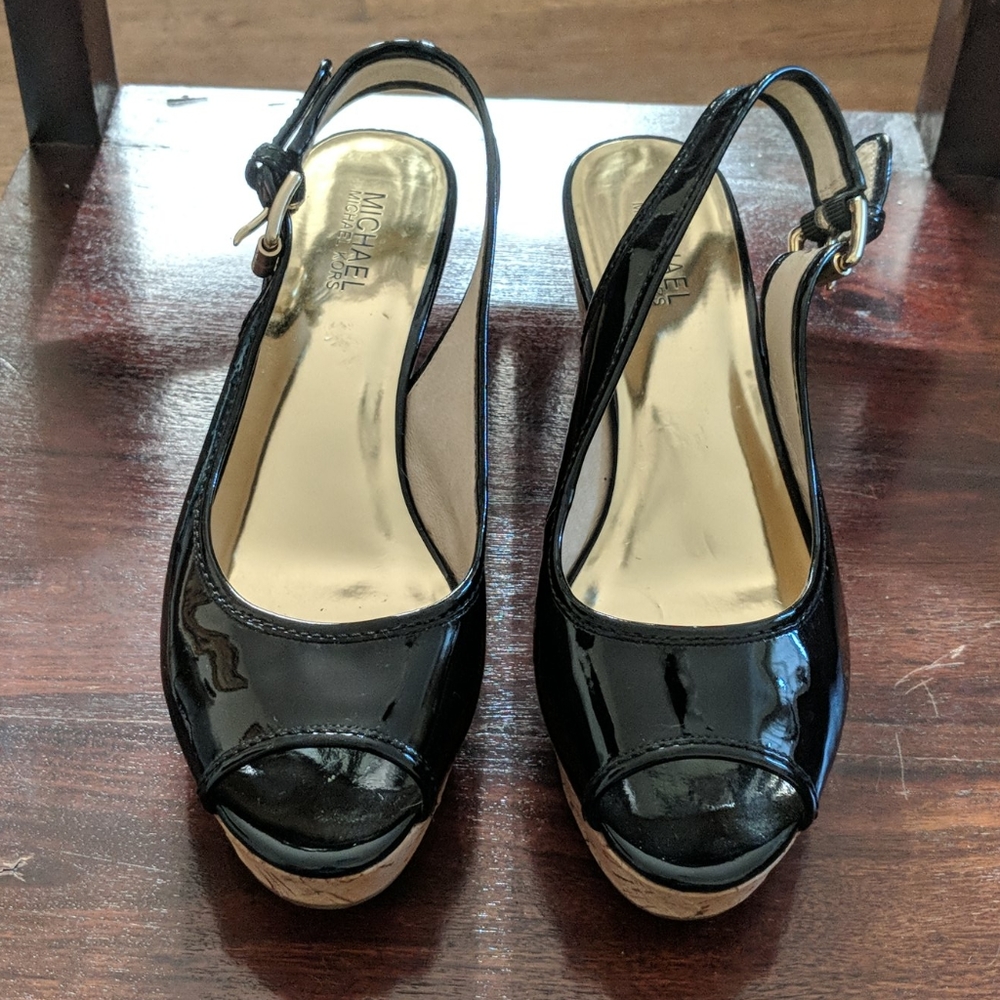 Michael Kors Patent & cork screw wedges